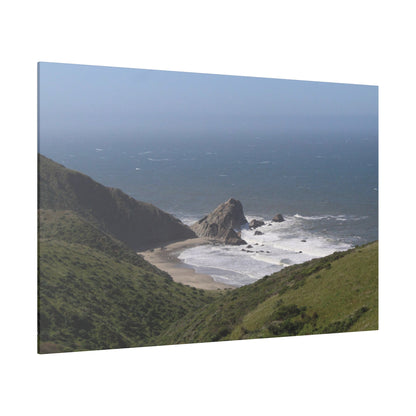 Giant Rock on West Coast Beach, Stretched Canvas 0.75''