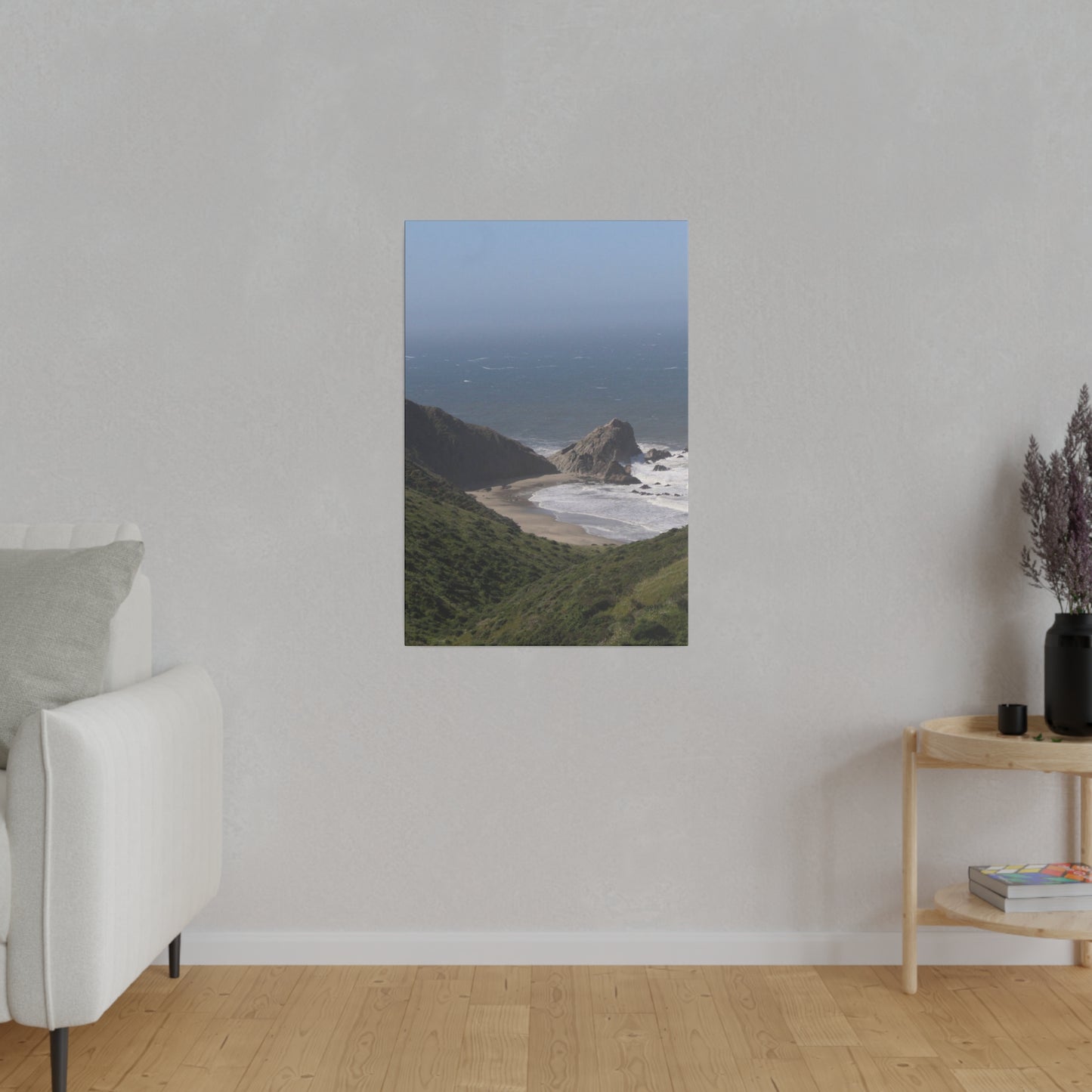 Giant Rock on West Coast Beach, Stretched Canvas 0.75''